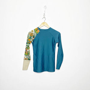 Seea Doheny Rashguard UPF 50 long sleeve surfing womens Medium m